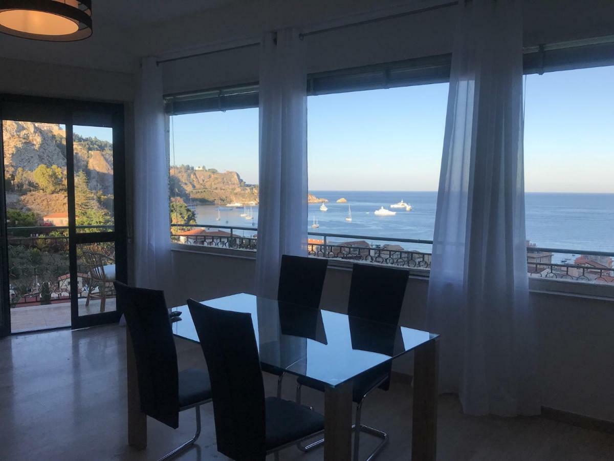 Baia Taormina Apartment Джардини Наксос Екстериор снимка